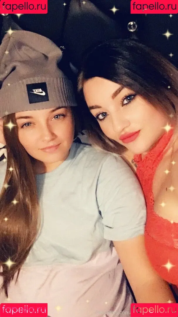twonaughtysisters Onlyfans Photo Gallery 
