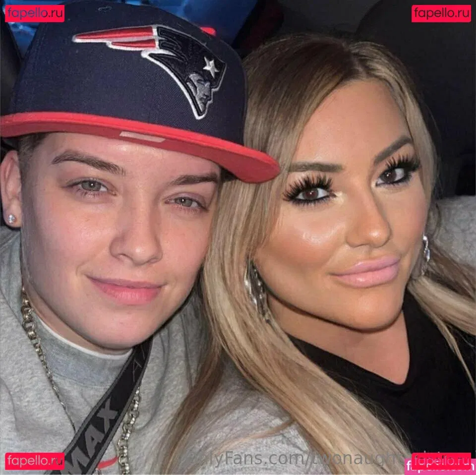 twonaughtysisters Onlyfans Photo Gallery 