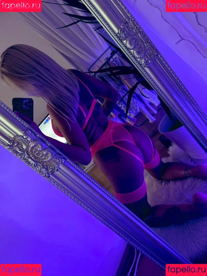 Magyarficial Onlyfans Photo Gallery 