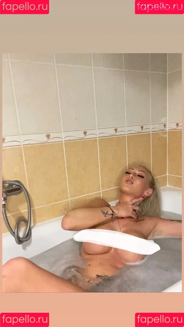 Magyarficial Onlyfans Photo Gallery 