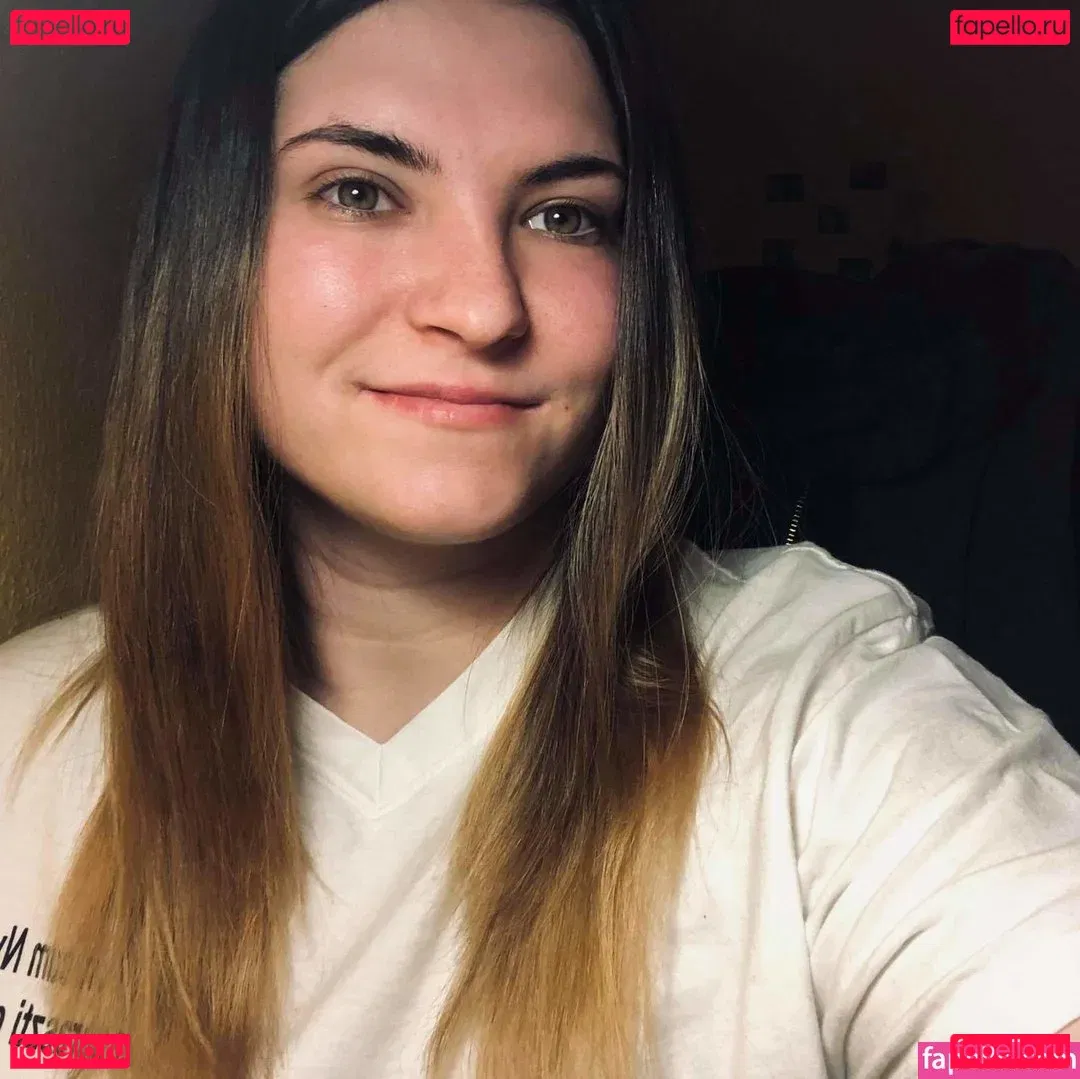 Magyarficial Onlyfans Photo Gallery 