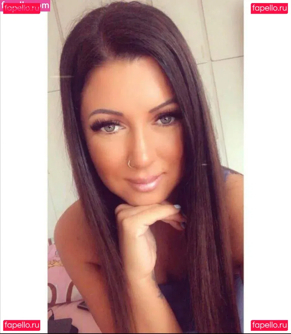 Magyarficial Onlyfans Photo Gallery 