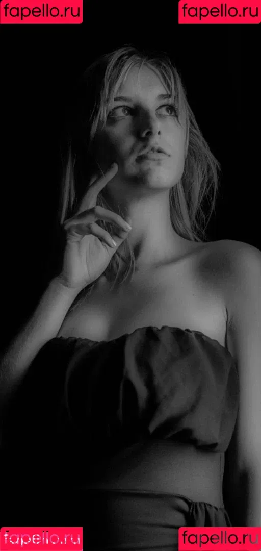 Anastasiya Verhovski Onlyfans Photo Gallery 