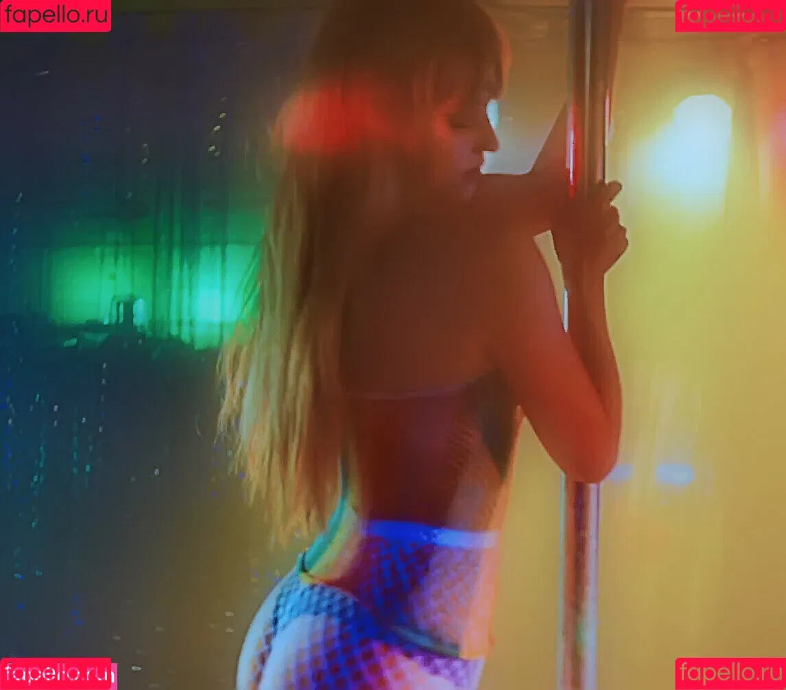 Dianna Agron Onlyfans Photo Gallery 