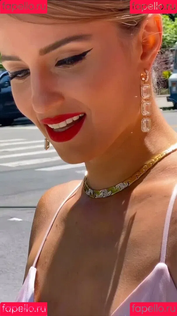 Dianna Agron Onlyfans Photo Gallery 