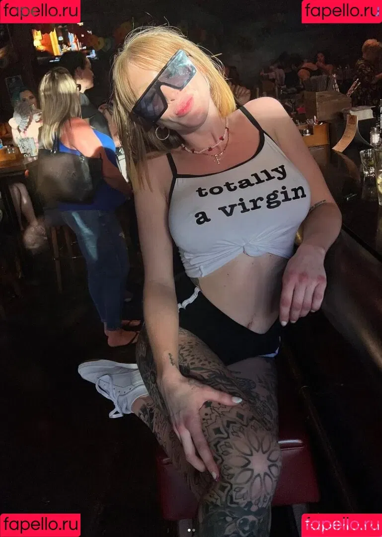 urfavredhead Onlyfans Photo Gallery 