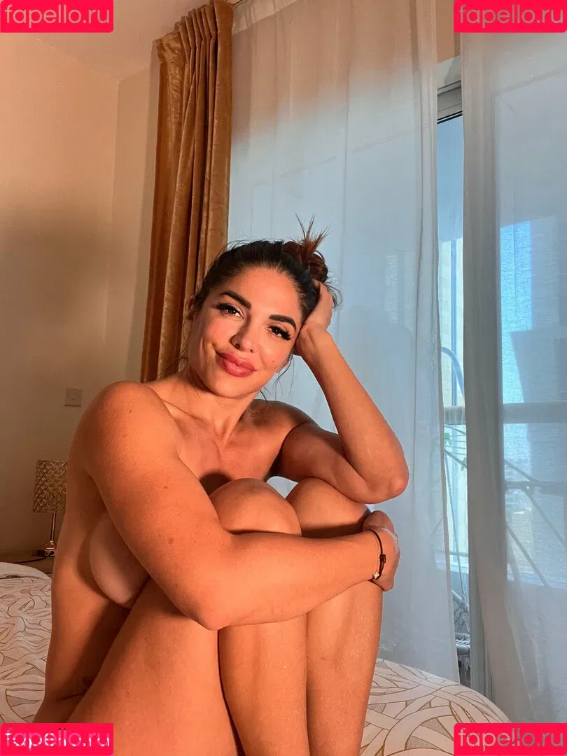 soniaamats Onlyfans Photo Gallery 