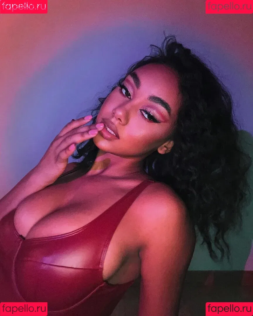 llleasy Onlyfans Photo Gallery 