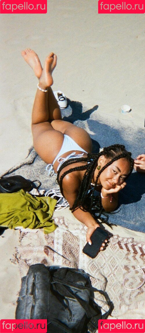 llleasy Onlyfans Photo Gallery 