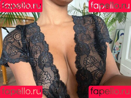 llleasy Onlyfans Photo Gallery 