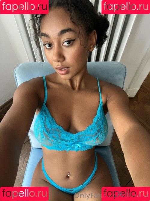 llleasy Onlyfans Photo Gallery 