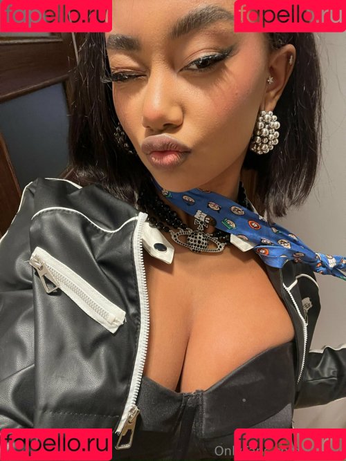 llleasy Onlyfans Photo Gallery 