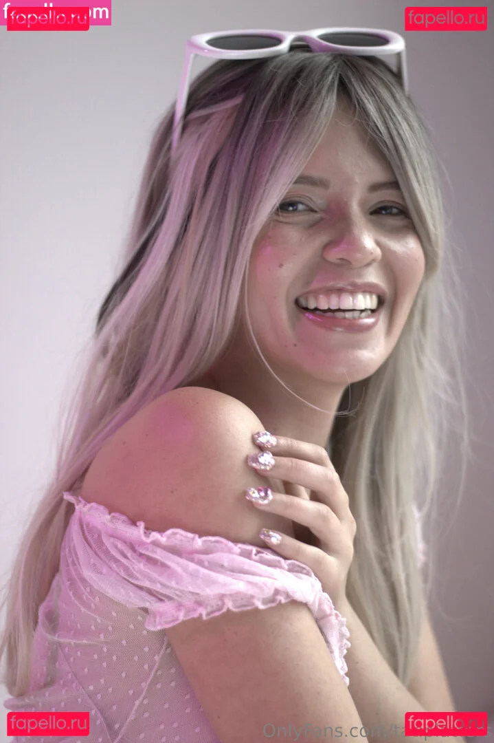 tatiplatters Onlyfans Photo Gallery 