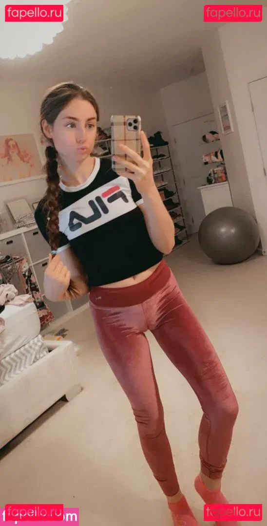 Daisy The Unicorn Onlyfans Photo Gallery 