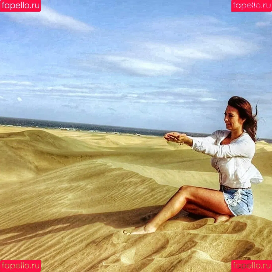Lara Moreno Onlyfans Photo Gallery 