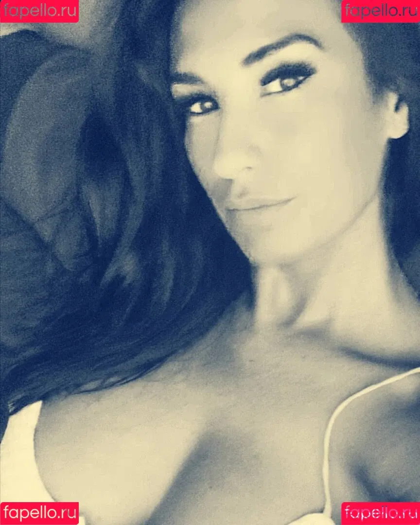 Lara Moreno Onlyfans Photo Gallery 