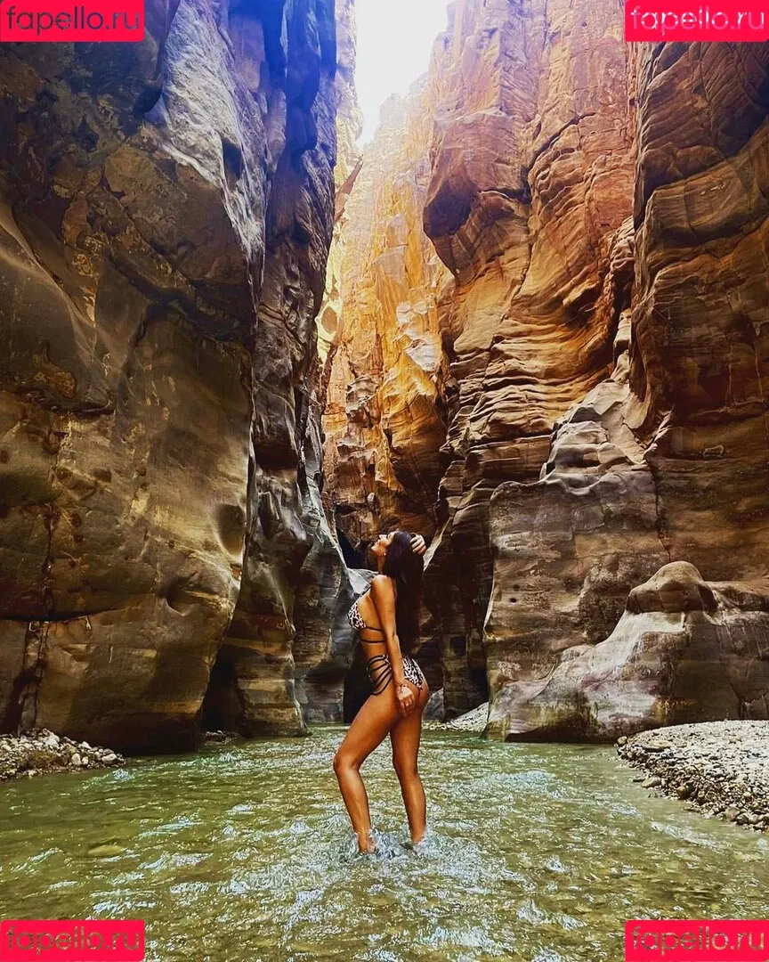 Lara Moreno Onlyfans Photo Gallery 