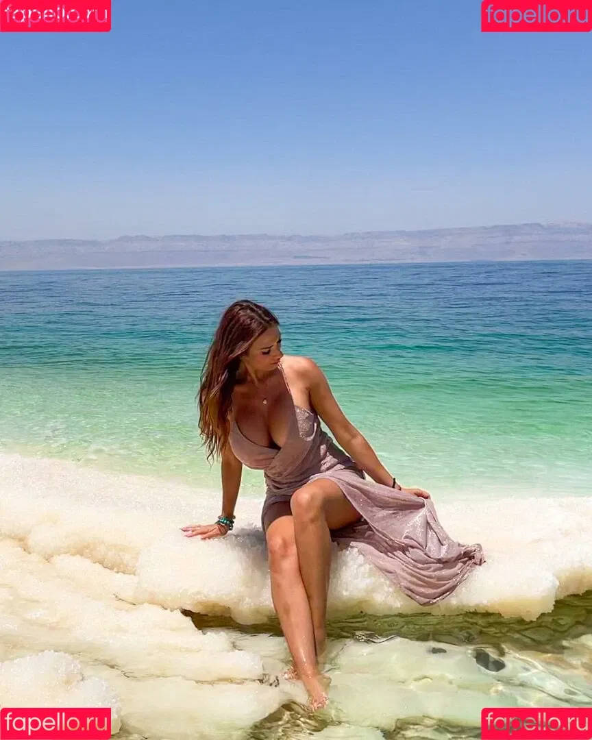 Lara Moreno Onlyfans Photo Gallery 