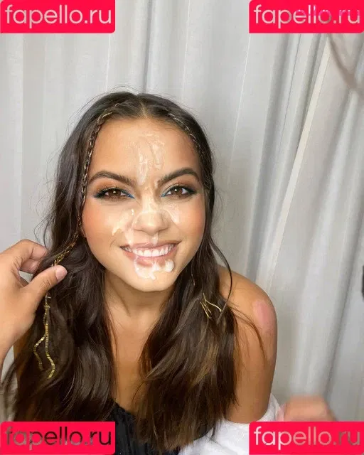 Isabela Merced Onlyfans Photo Gallery 
