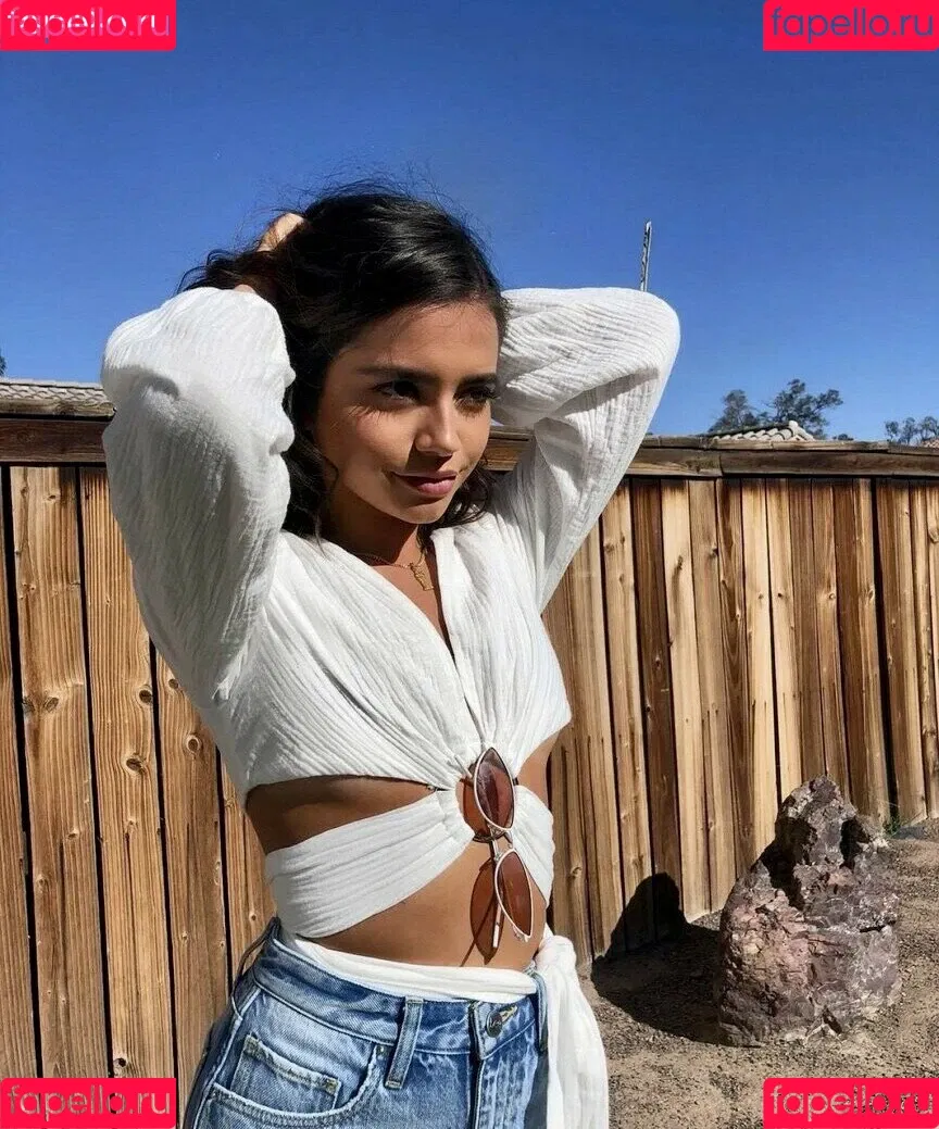 Isabela Merced Onlyfans Photo Gallery 