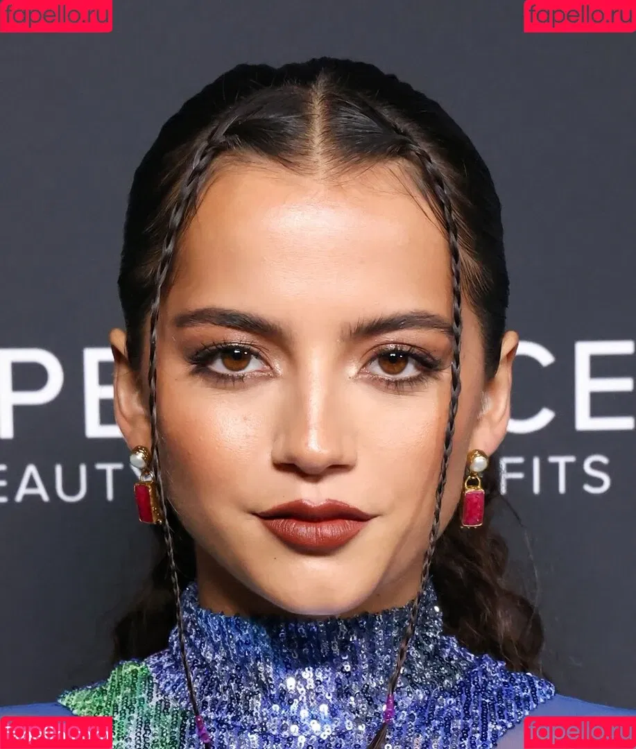 Isabela Merced Onlyfans Photo Gallery 