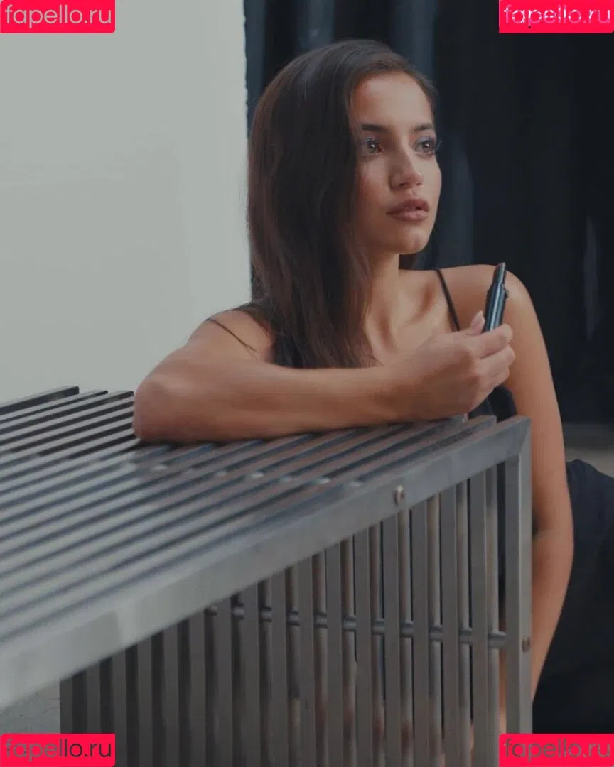 Isabela Merced Onlyfans Photo Gallery 