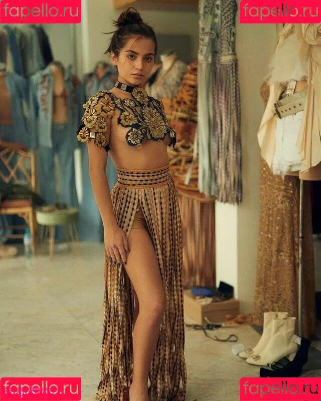 Isabela Merced Onlyfans Photo Gallery 