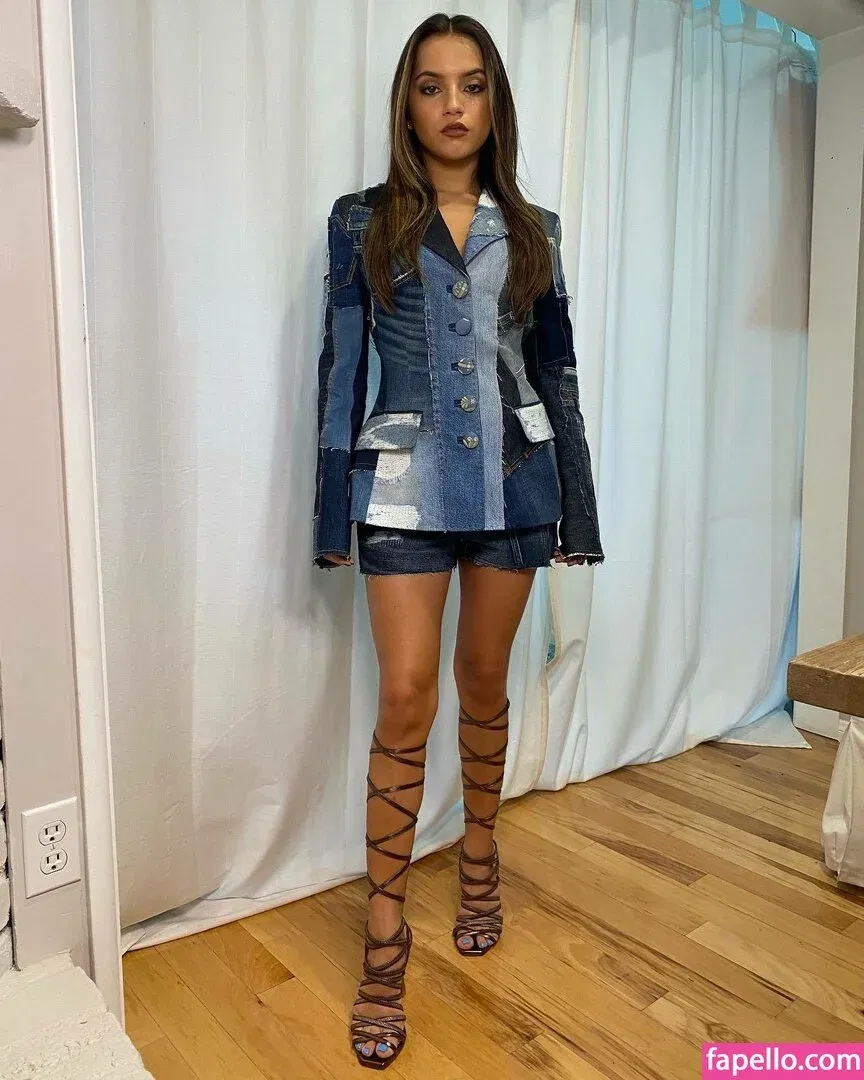 Isabela Merced Onlyfans Photo Gallery 