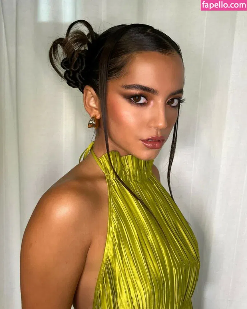 Isabela Merced Onlyfans Photo Gallery 