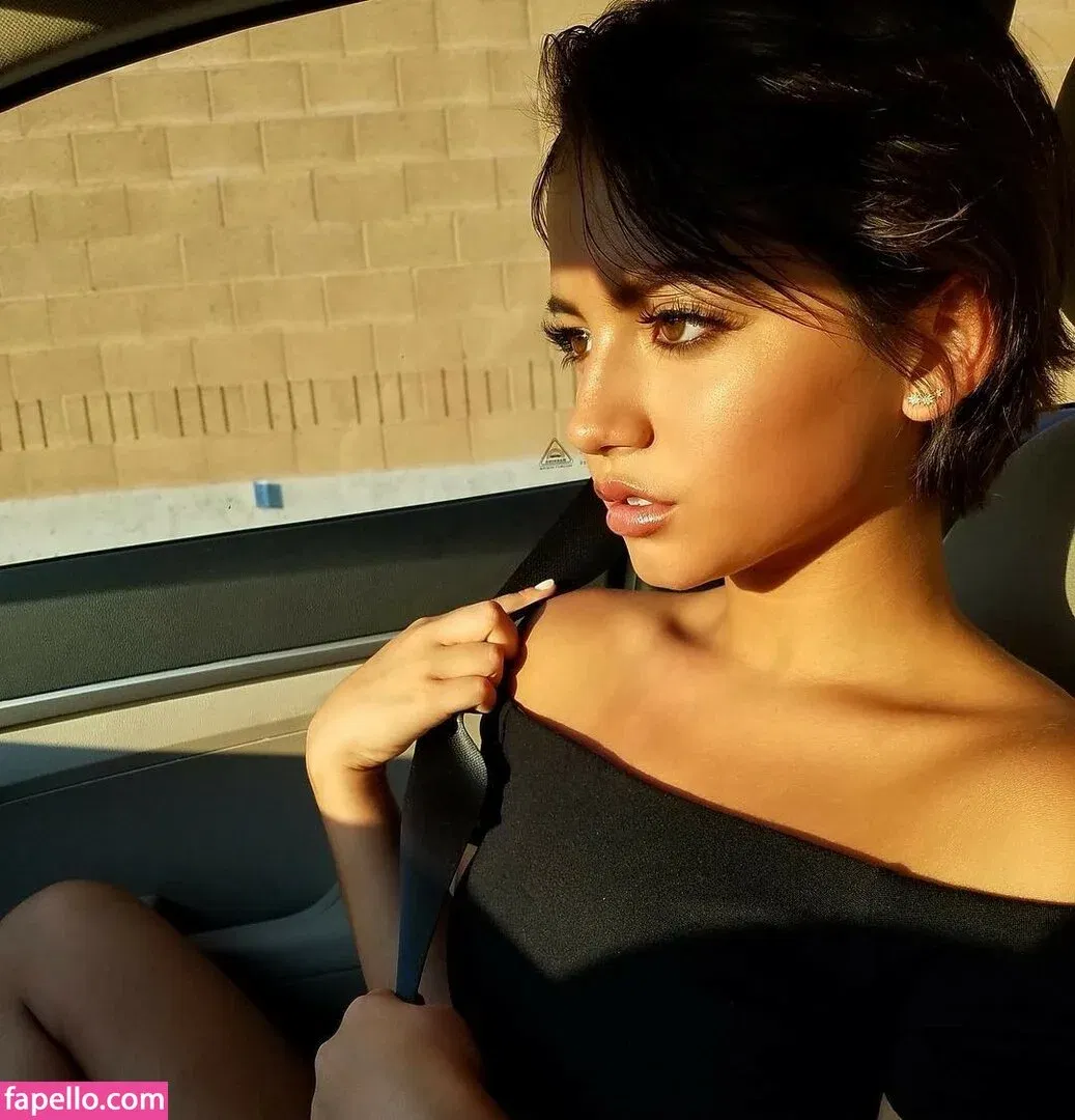 Isabela Merced Onlyfans Photo Gallery 