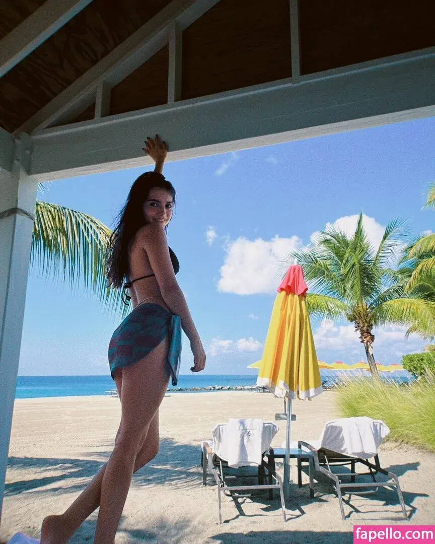 Isabela Merced Onlyfans Photo Gallery 