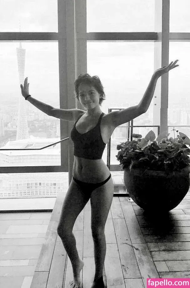 Isabela Merced Onlyfans Photo Gallery 