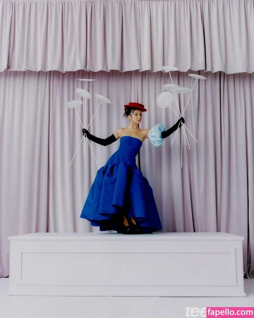 Isabela Merced Onlyfans Photo Gallery 