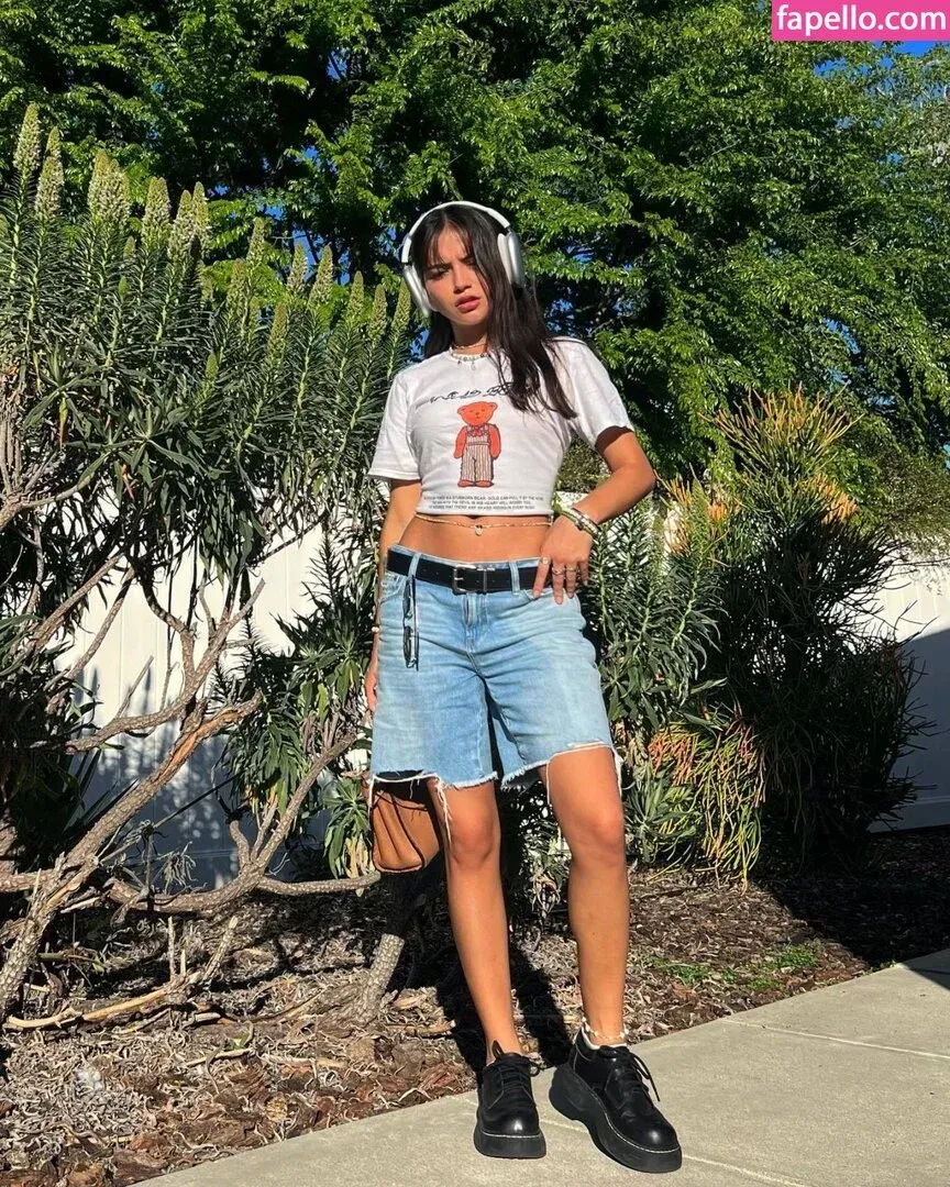 Isabela Merced Onlyfans Photo Gallery 