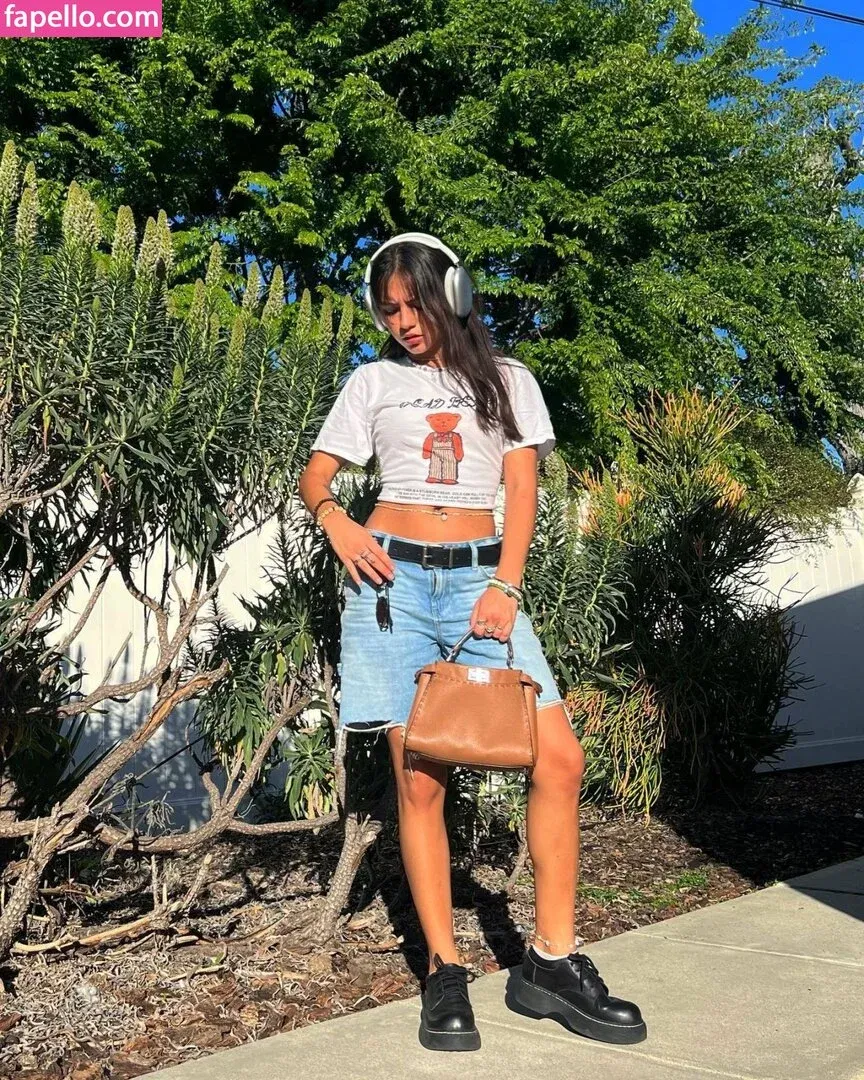 Isabela Merced Onlyfans Photo Gallery 