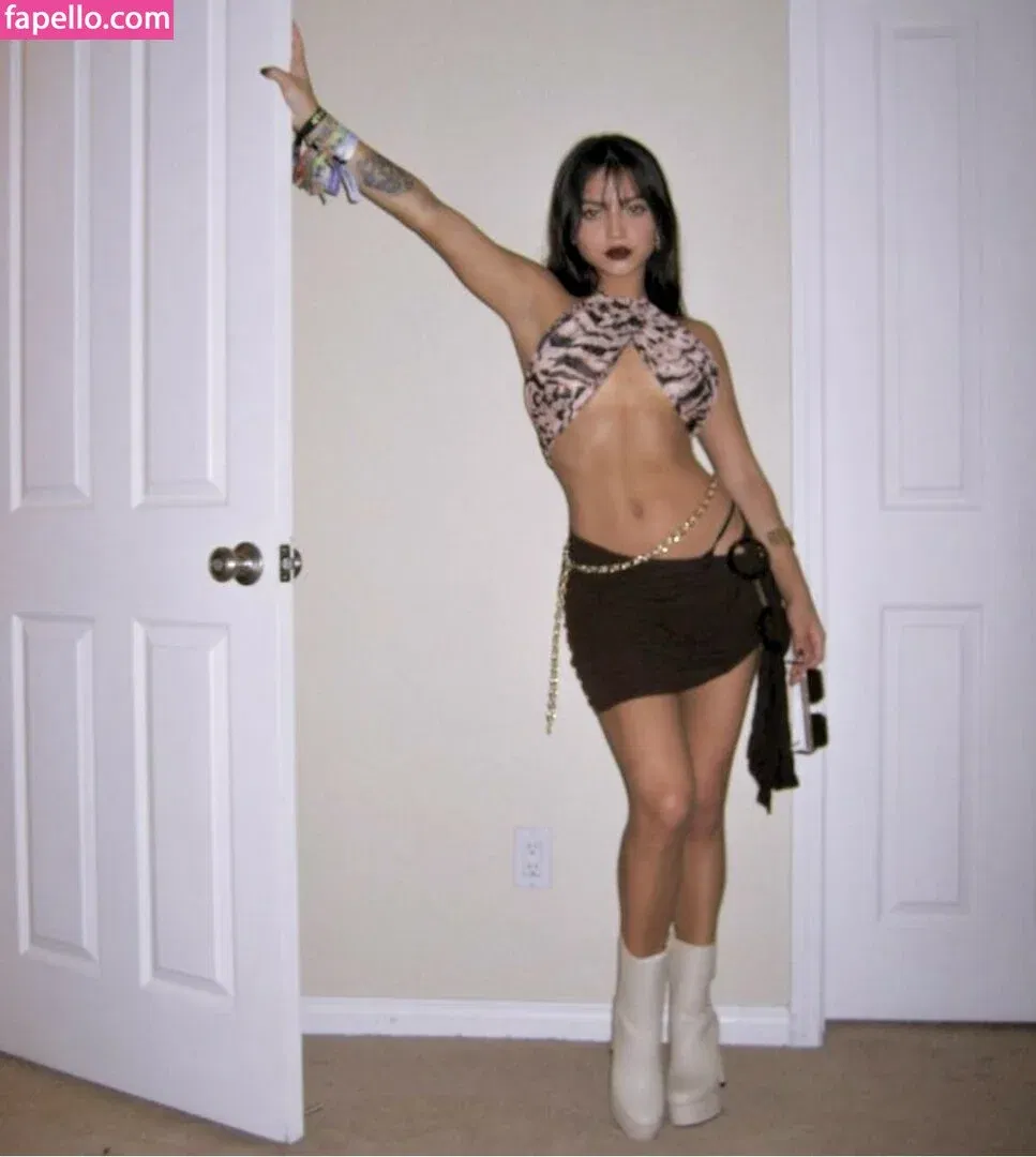 Isabela Merced Onlyfans Photo Gallery 