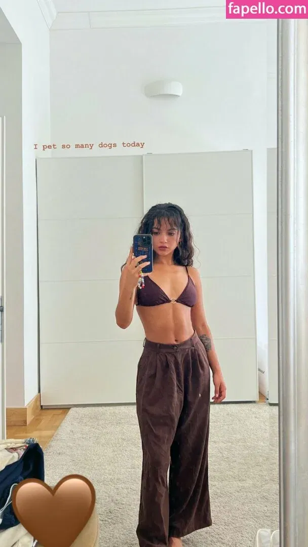 Isabela Merced Onlyfans Photo Gallery 