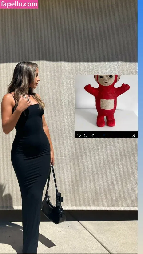 Isabela Merced Onlyfans Photo Gallery 