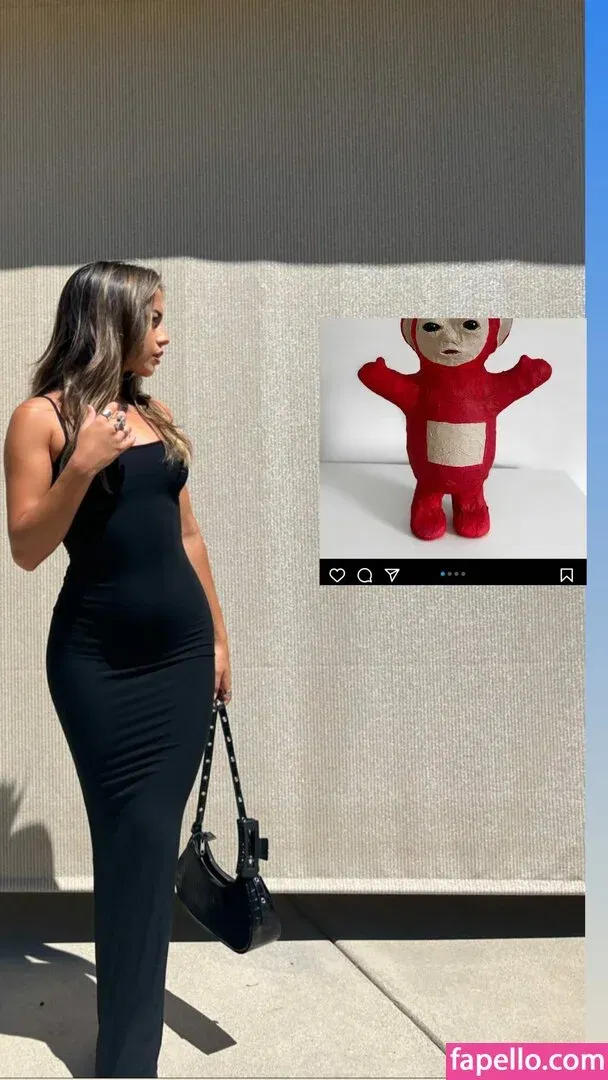 Isabela Merced Onlyfans Photo Gallery 