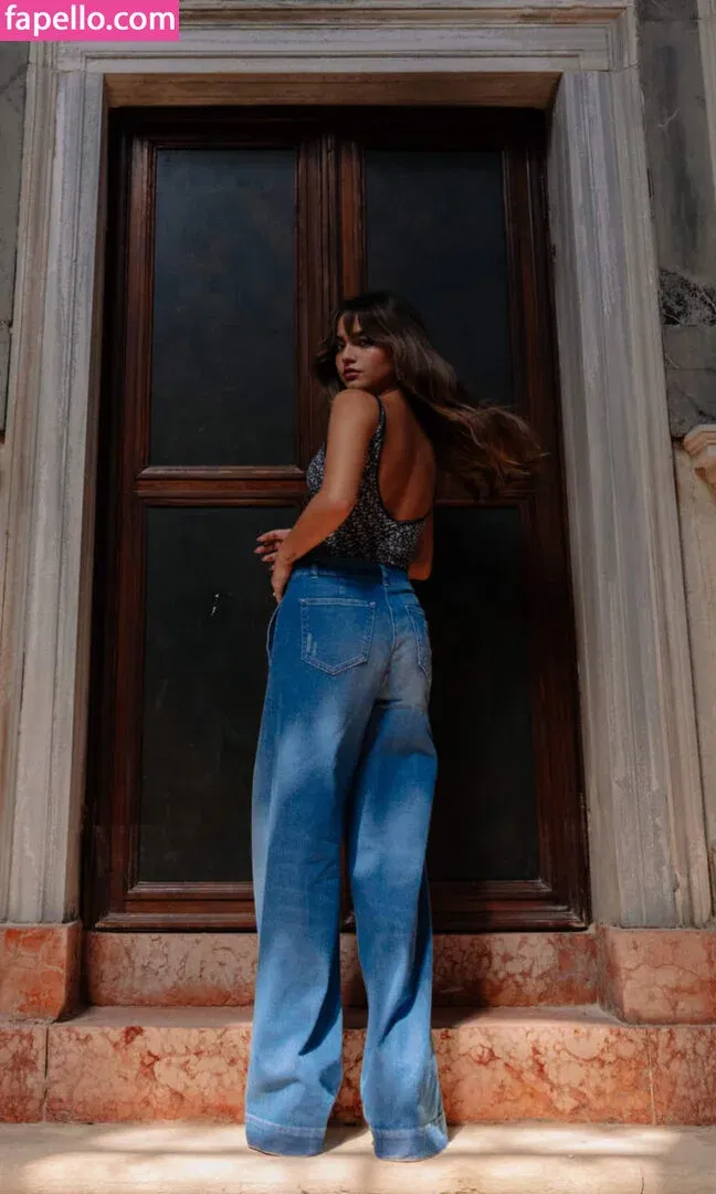 Isabela Merced Onlyfans Photo Gallery 