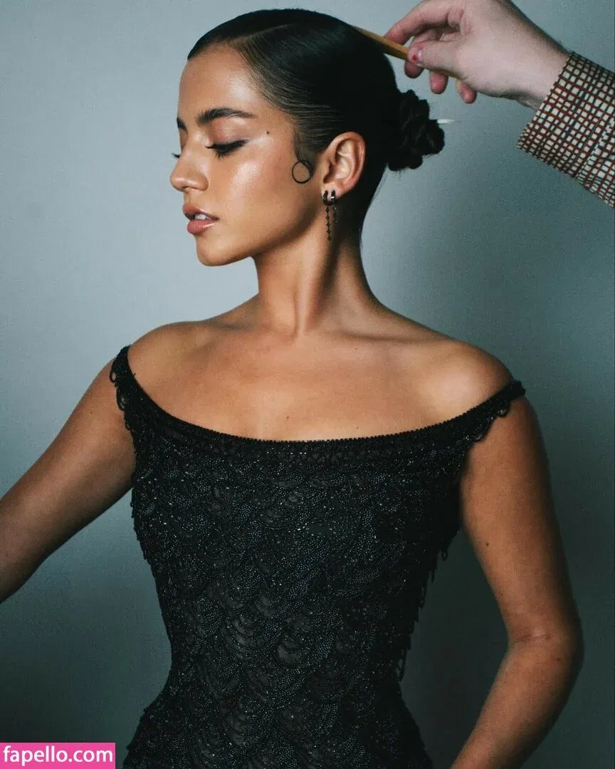 Isabela Merced Onlyfans Photo Gallery 