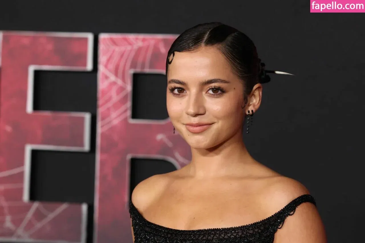 Isabela Merced Onlyfans Photo Gallery 