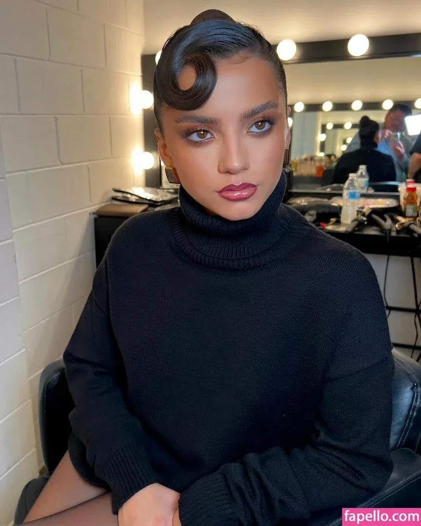 Isabela Merced Onlyfans Photo Gallery 