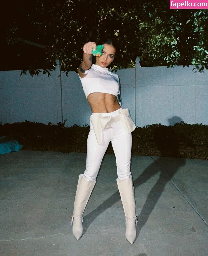 Isabela Merced Onlyfans Photo Gallery 