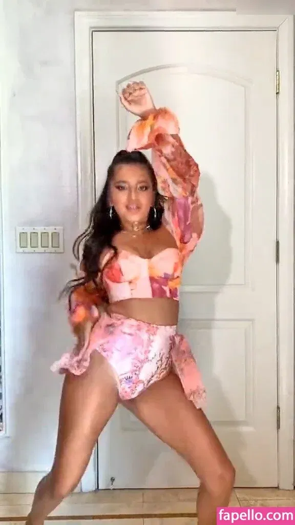 Isabela Merced Onlyfans Photo Gallery 