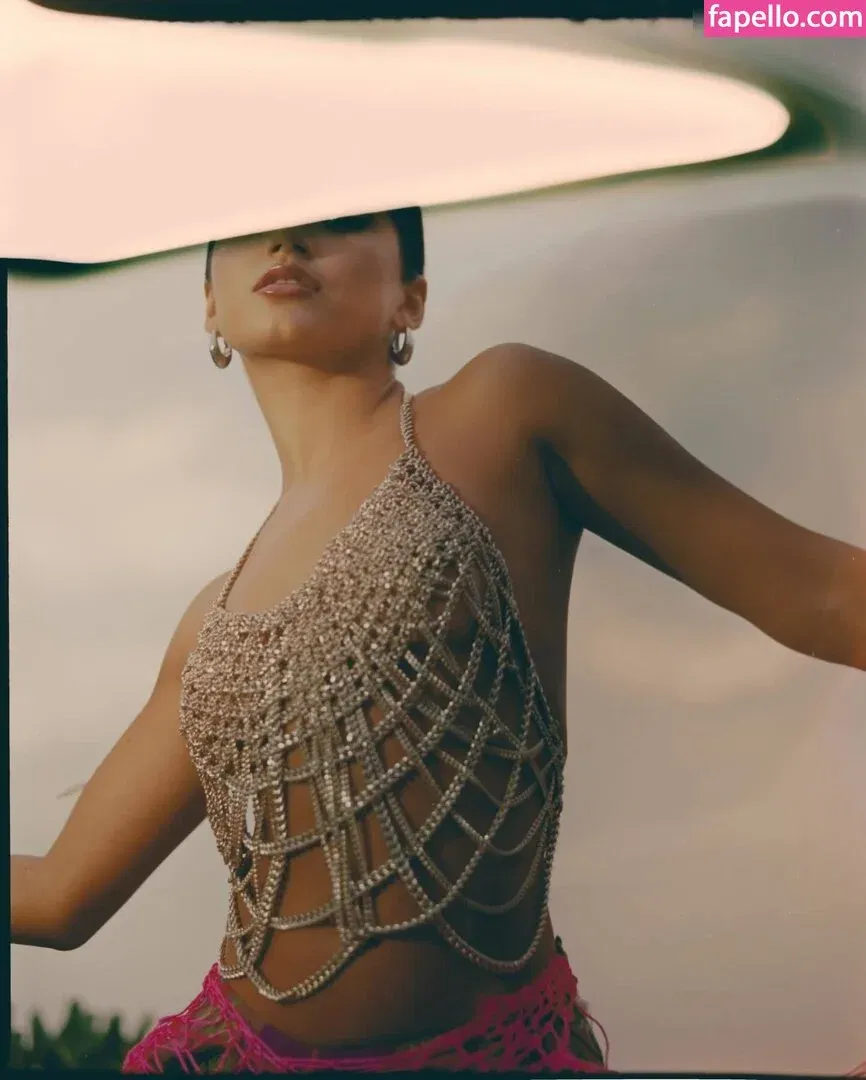 Isabela Merced Onlyfans Photo Gallery 