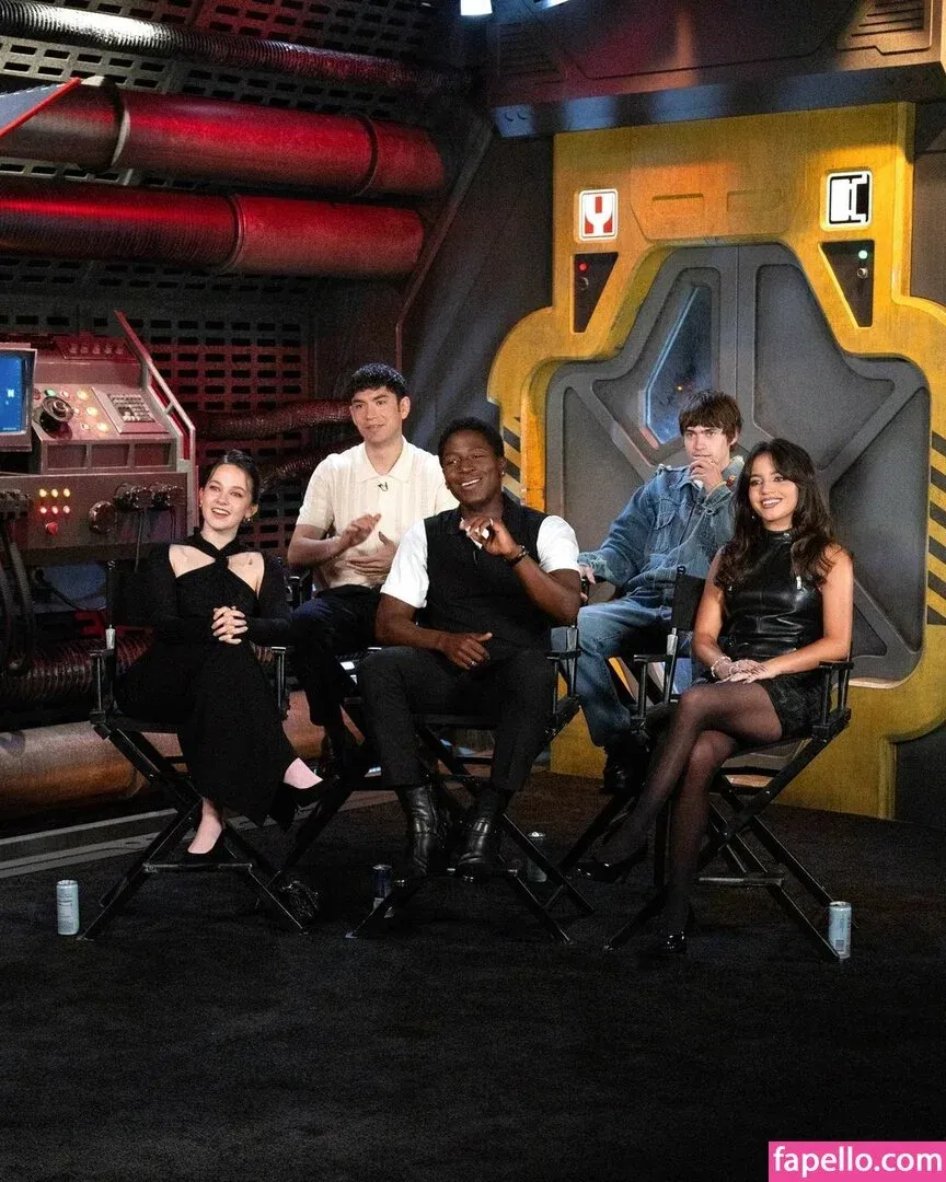 Isabela Merced Onlyfans Photo Gallery 