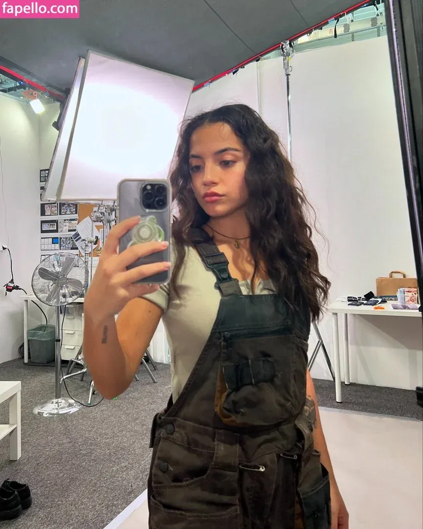 Isabela Merced Onlyfans Photo Gallery 