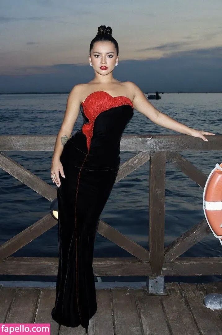 Isabela Merced Onlyfans Photo Gallery 