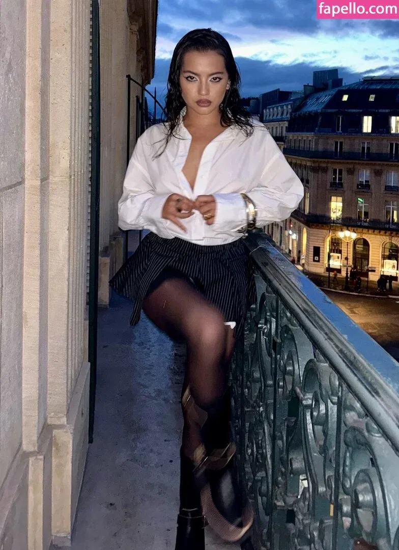 Isabela Merced Onlyfans Photo Gallery 